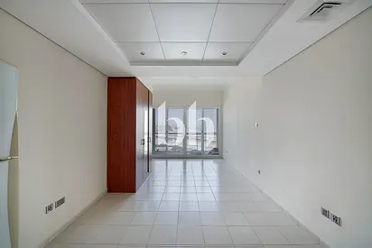 Spacious Studio| Close To Dubai Metro