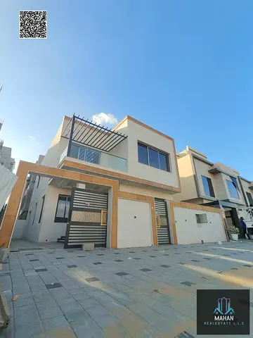✨🏡 فيلا فاخرة للبيع في الياسمين - عيش حياة راقية بسعر مميز 🏡✨
اكتشف مزيجًا مثاليًا من الأناقة العصرية والراحة والرحابة في هذه الفيلا المصممة بشكل جميل والواقعة في منطقة الياسمين.