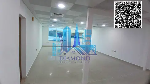 متوفر  مكتب خالى للبيع نقدا بأبراج الهورايزون تملك حر لجميع الجنسيات بامارة عجمان .