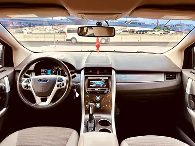 2014 Ford Edge SEL-AWD-full service from agenc-immaculate condition inside and out-100% Everything!