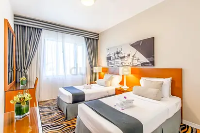 Room available for executive batchlors in Al Mankhool