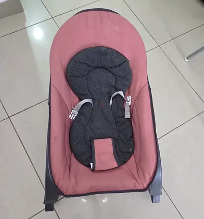 Baby swing chair
