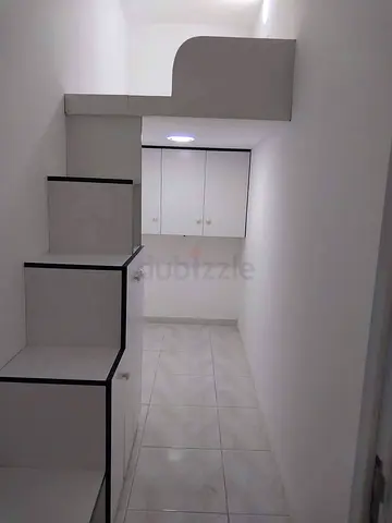 Partition available @Salah Al Din metro, Muteena, Deira