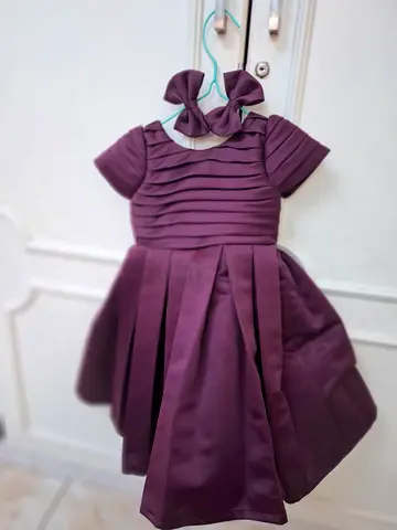 Girls pary dress /frocks/gowns