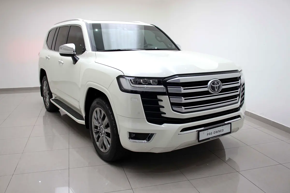 Toyota Land Cruiser 2023 — photo 1 of 9