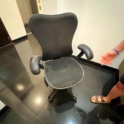 Herman Miller mirra office chair