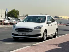 Ford Escort Ambiente GCC not negotiable السعر نهائي