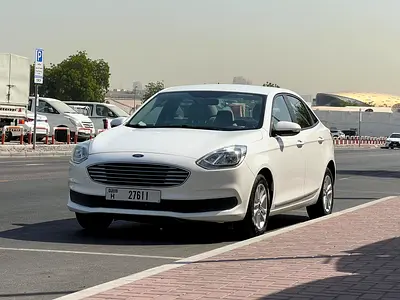 Ford Escort Ambiente GCC not negotiable السعر نهائي