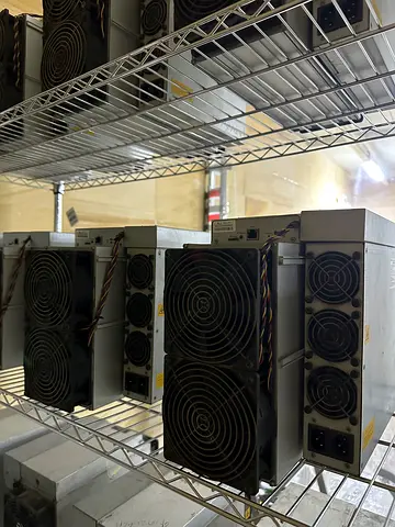 S19 j pro 104 TH/s antminer - flawless condition