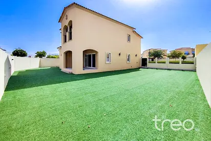 4 Bedroom stand alone villa in La Quinta