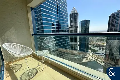 Duplex | 1 Bedroom Apartment | Lake View