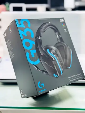 Logitech G935 Gaming Headset - 7.1 surrounding wireless headset