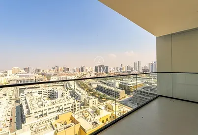 Big Layout | Luxurious | Skyline View