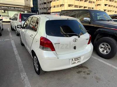 TOYOTA YARIS HATCHBACK 2011