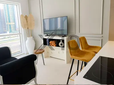 Modern Studio | West Avenue | Marina Living