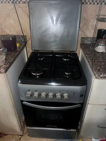 My 4-burner gas stove with oven - used, working