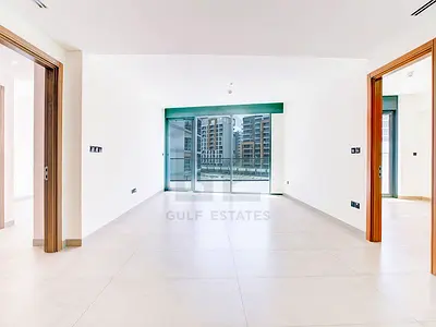 Full Lagoon Views | 2 Parkings | With Maid + Study