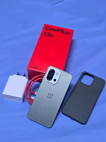 OnePlus 13s | 12GB RAM | 256GB |Green Silk | 8 Elite snapdragon | Mint Condition