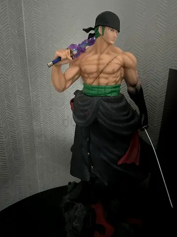 One peace zoro figure