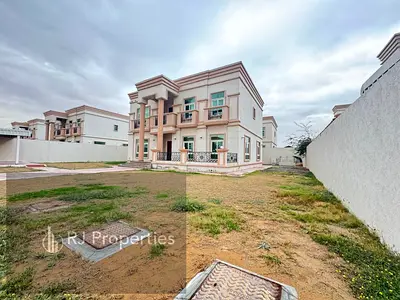 LUXURY 4BEDROOM VILLA with Maid room sparte Majlis waderobe MasterBed room parking only jest 150k
