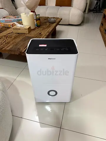 Pro Breeze Dehumidifier (Large Capacity) – Like New, Powerful Moisture Removal