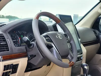 صورة 13 لـ 2018 Toyota LAND CRUISER