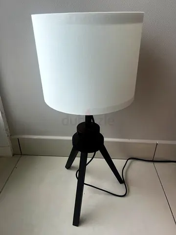 Black tripod table lamp with white drum shade — 60cm