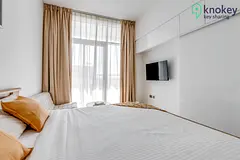 Dubai Marina Comfortable Apartments with Pool and Gym