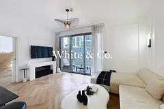 Upgraded | Modern Decor | Prime Location