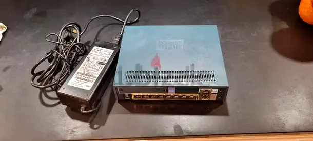 Cisco ASA 5505 router perfect working condition