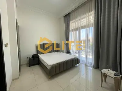 فيلا من 5 غرف نوم تواجه المنتزه | لونج فيو داماك هيلز | إمكانية الوصول إلى الحديقة والمسبح