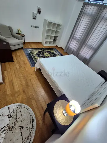 Ready to move in, not CROWDED flat.