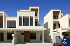 5 Bed | Handed Over | Corner Unit | Front Row