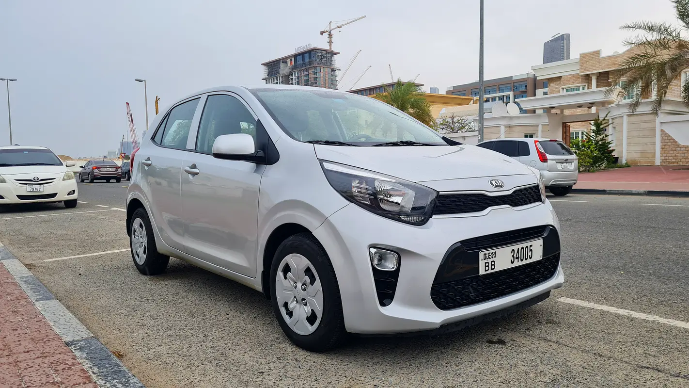 Kia Picanto 2021 — photo 1 of 10