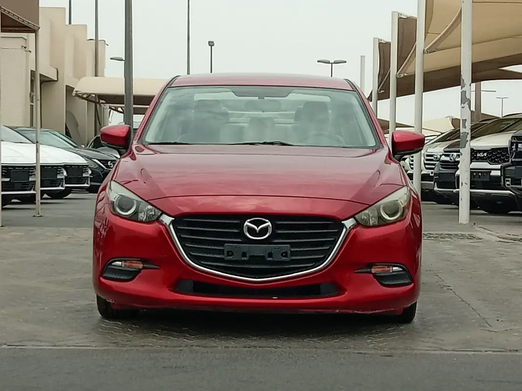 Mazda 3 2019 — photo 1 of 20