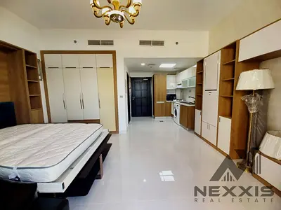 Fully Furnished - Raedy To Move - Close To Metro