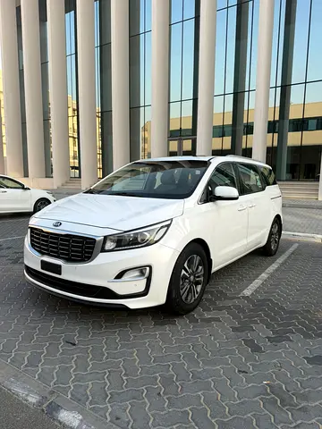Kia Carnival Garnd 2020 Gcc Specs Accident Free 7 Seater