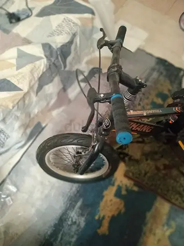 Kids bicycle with training wheels – good working condition