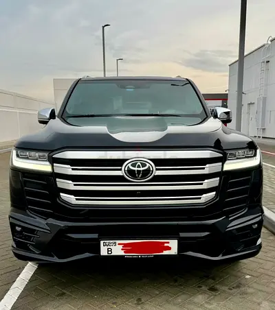 Land Cruiser VXR 3.5L twin turbo top of the range