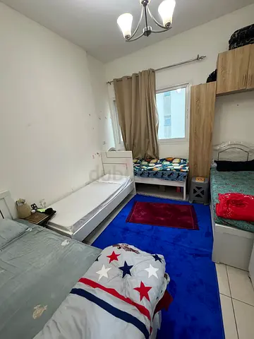 بناية نابولي تاور  البرشا 1