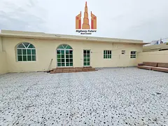 4 Bed rooom all Master room Hall Majlis big yard like new villa 85k