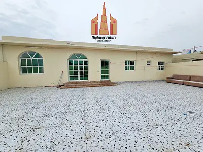 4 Bed rooom all Master room Hall Majlis big yard like new villa 85k