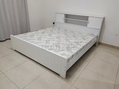 New White Wood King Size Bed with Medicle Mattress