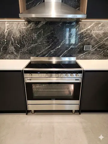 Siemens latest model IQ-700 FULL electric ceramic 5 hobs cooking range oven dual fan 90x60 by HWS
