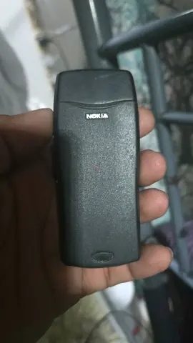 Nokia 8210