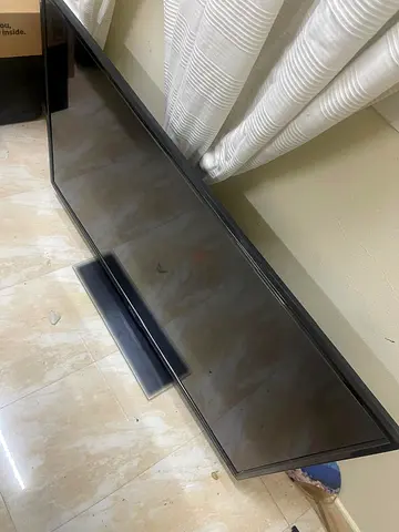 Flat-screen LED LCD TV - good working condition