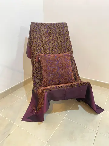 Decorative foldable wooden chair with Arabic fabric  decorate cover  cushion
