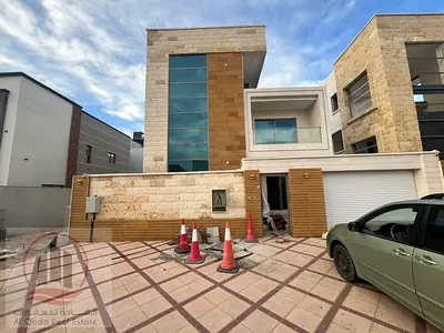 للايجار فيلا بعجمان الياسمين 5 غرف ماستر مجلس وصالة وغرفة خدامة