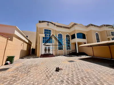 7 Br Villa | Inc Water & Electricity | Private Entrance & Yard