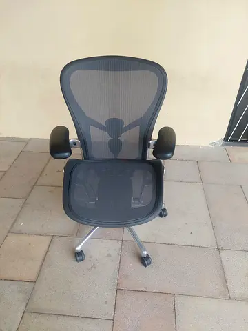 Latest Remastered V2 Version Herman Miller Aeron Chair  Size B